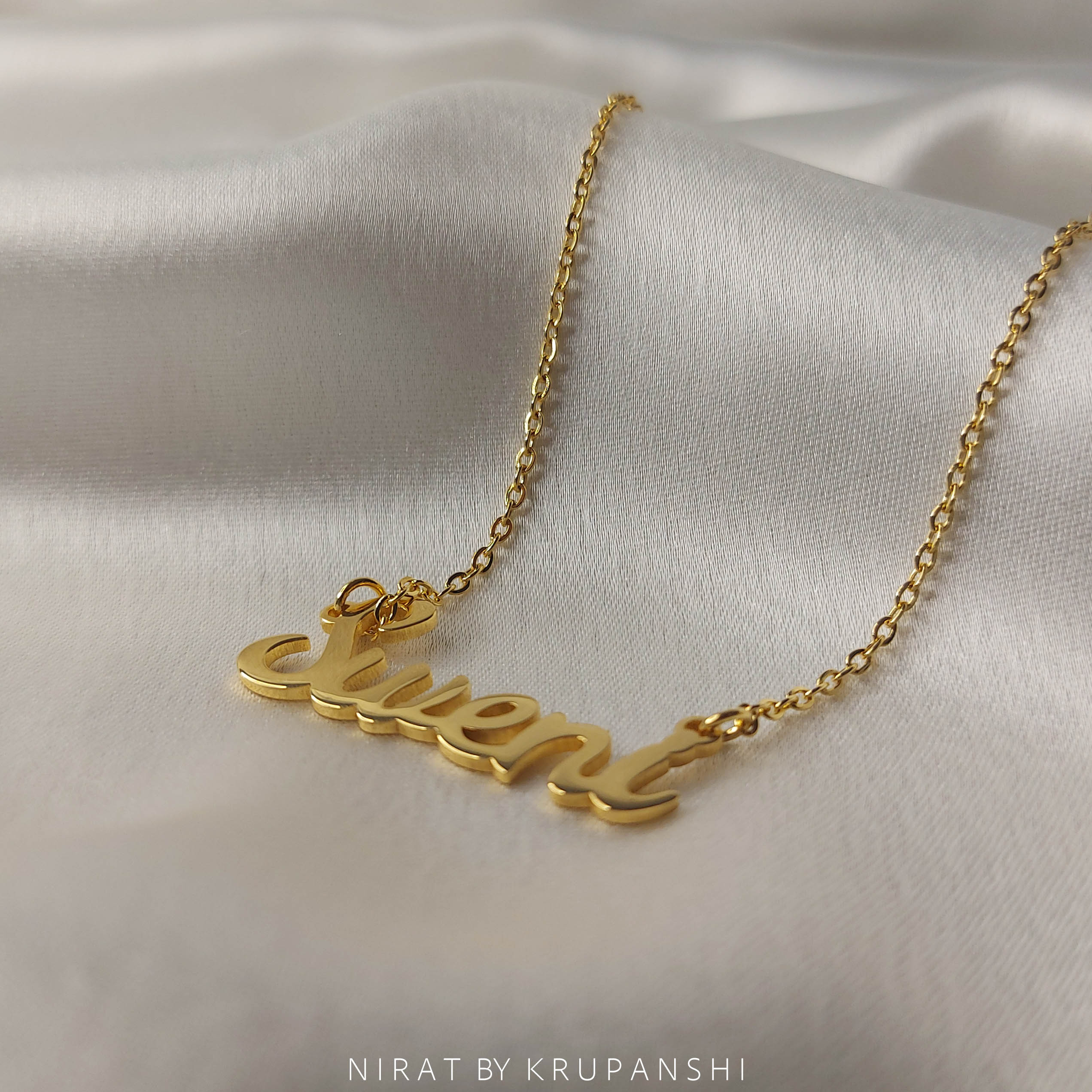 Name Pendant - Bold Font