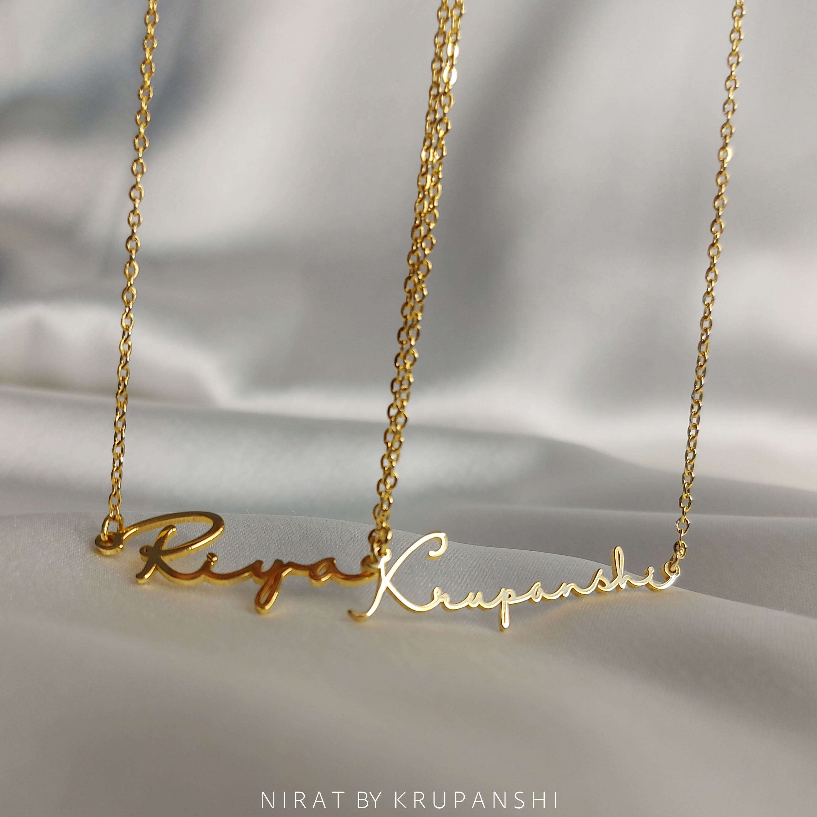 Name Pendant : Signature Font