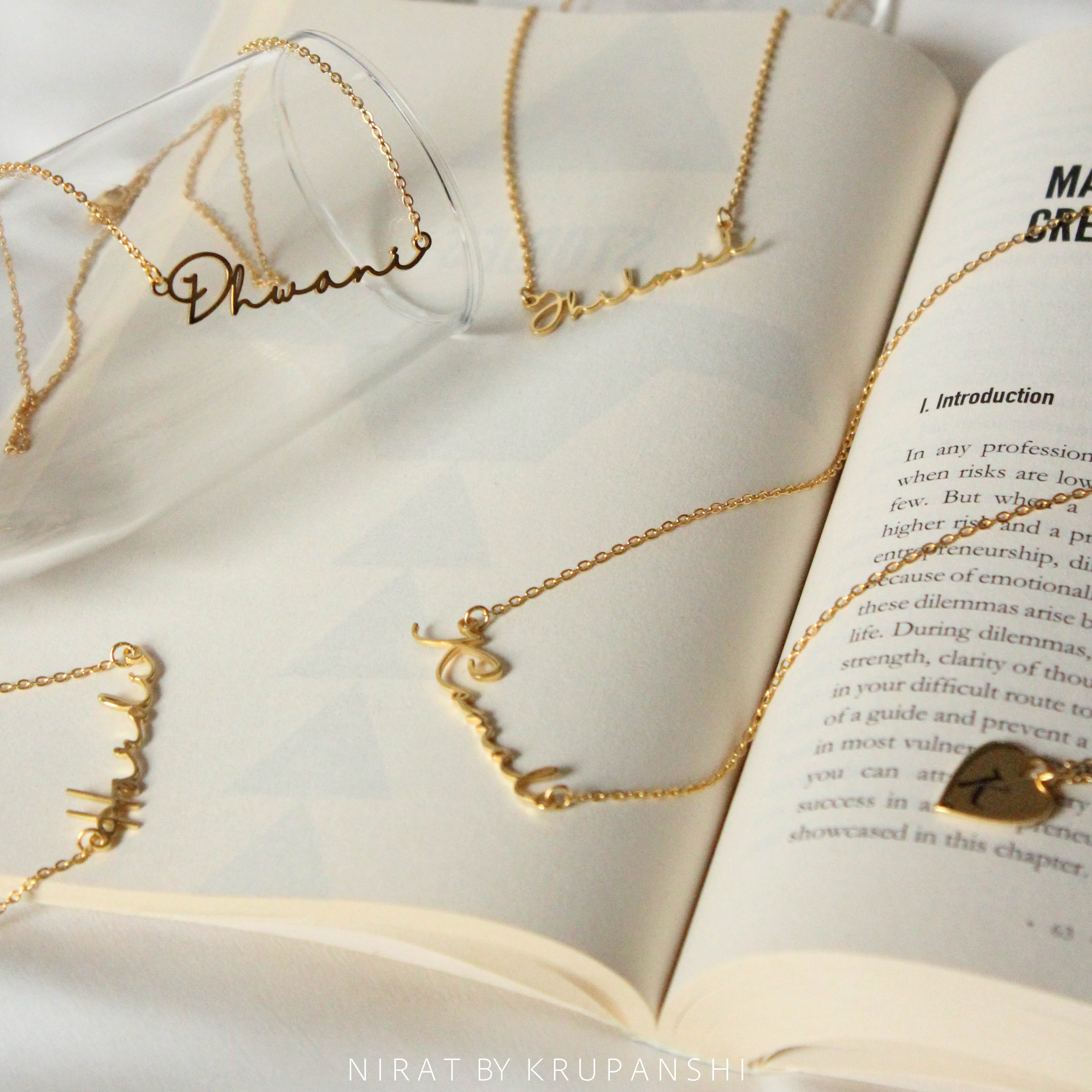 Name Pendant : Signature Font
