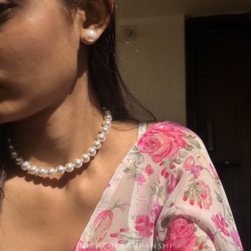 The Mahir Set - Single layer pearl necklace with a pair of stud