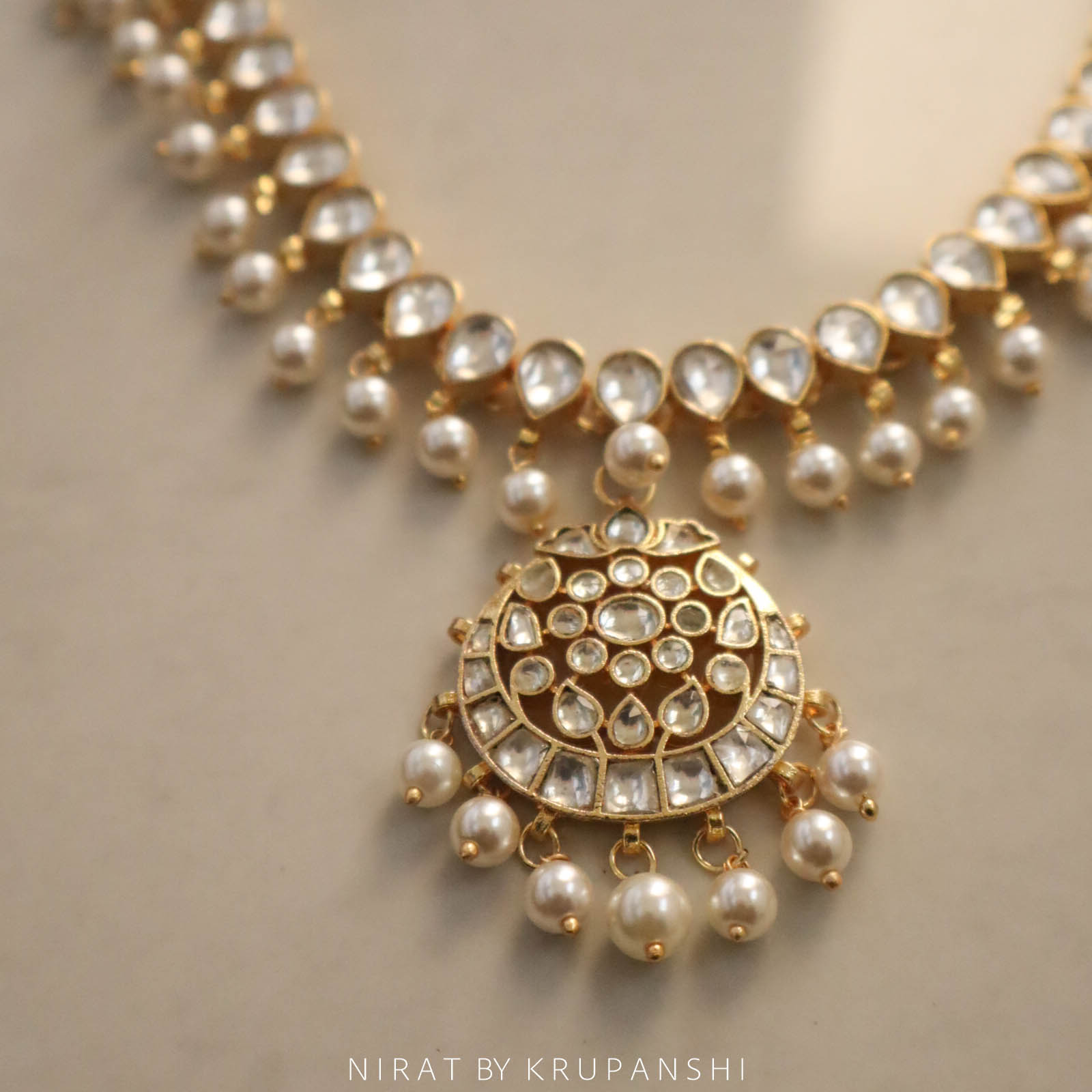 Svarupa - Kundan Necklace With Pendant