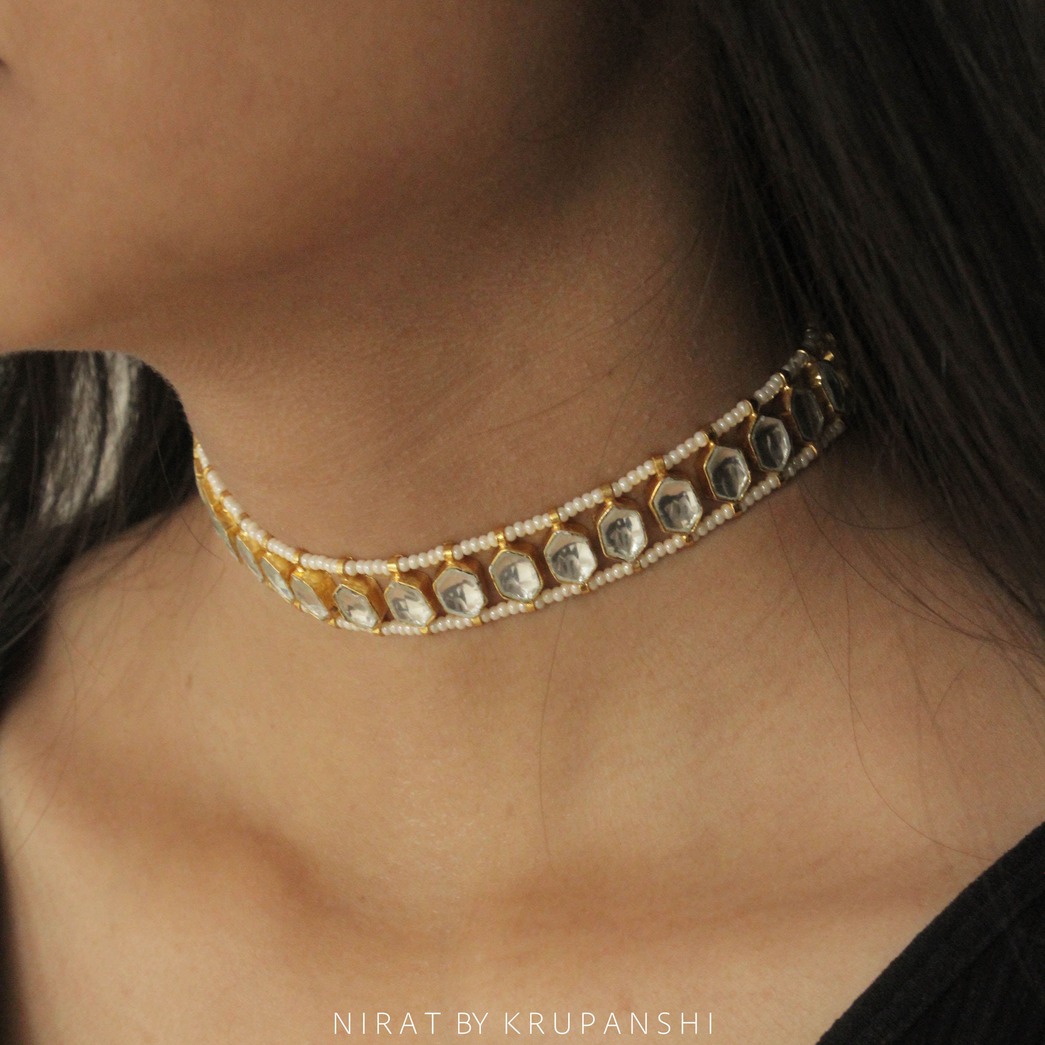 Shatkona Choker