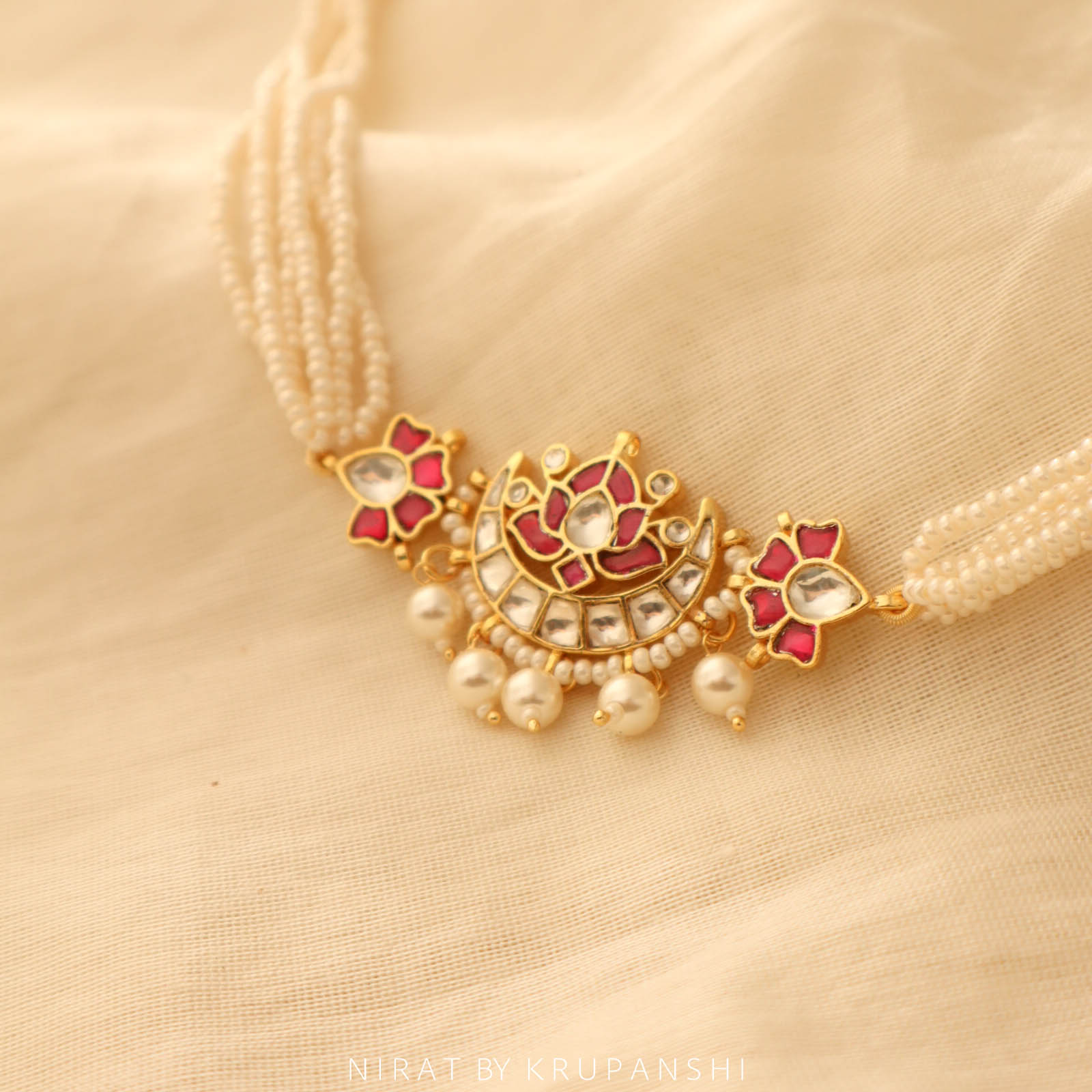 Gulabi Chand Choker
