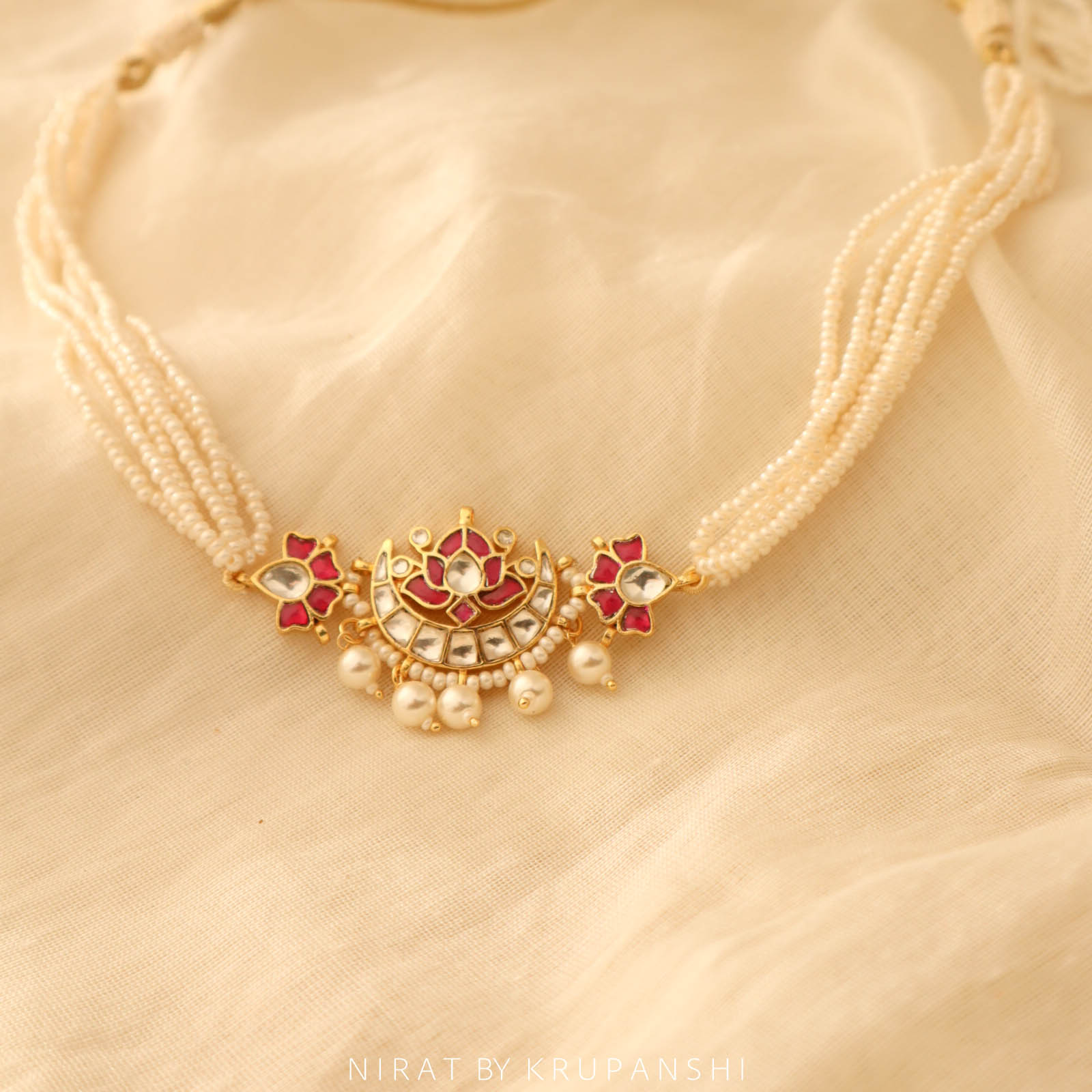 Gulabi Chand Choker