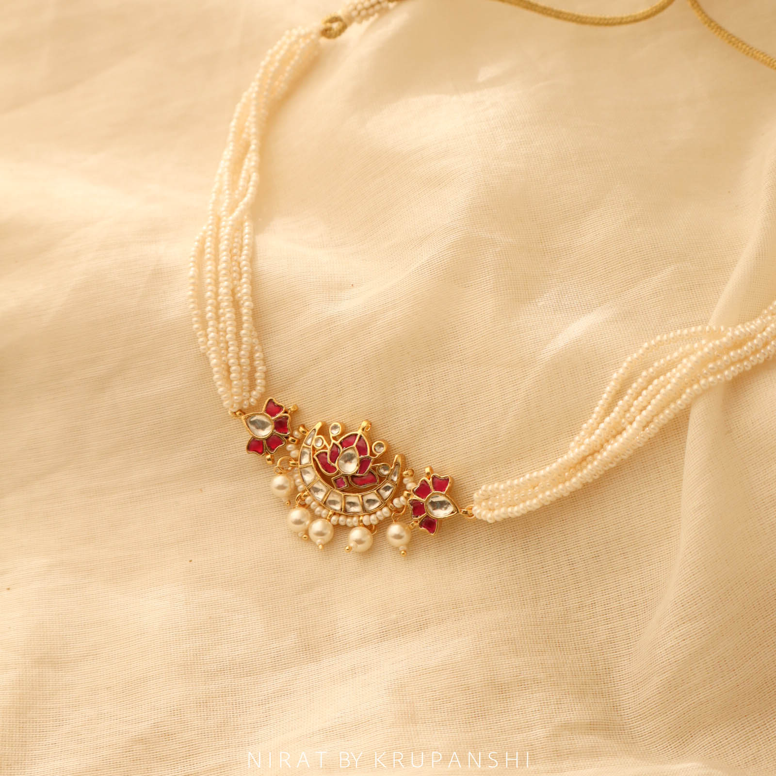 Gulabi Chand Choker