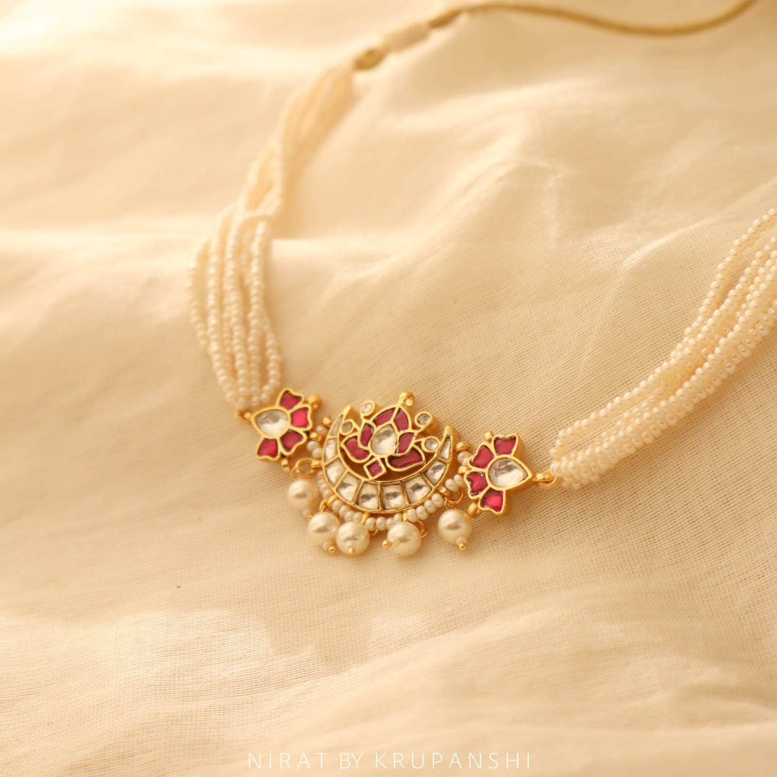 Gulabi Chand Choker