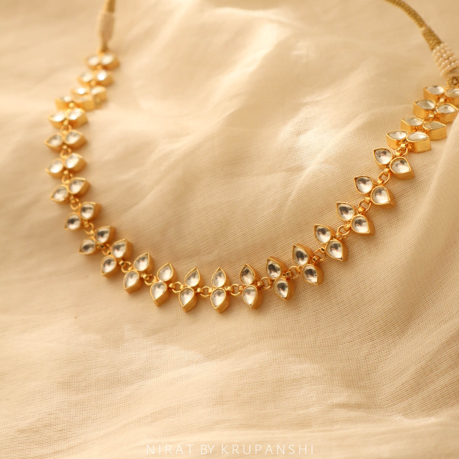 Pallavi - Leaf Choker