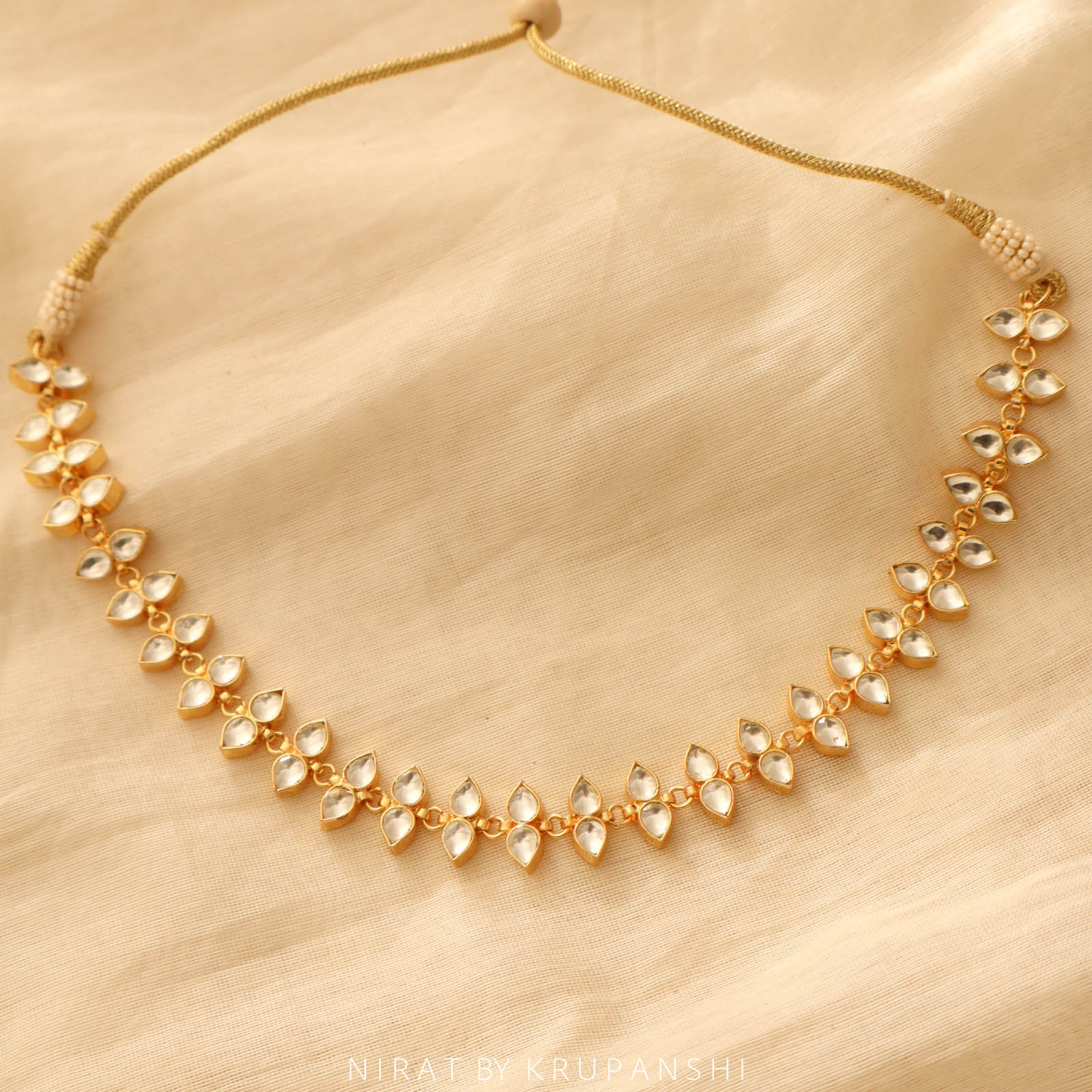 Pallavi - Leaf Choker