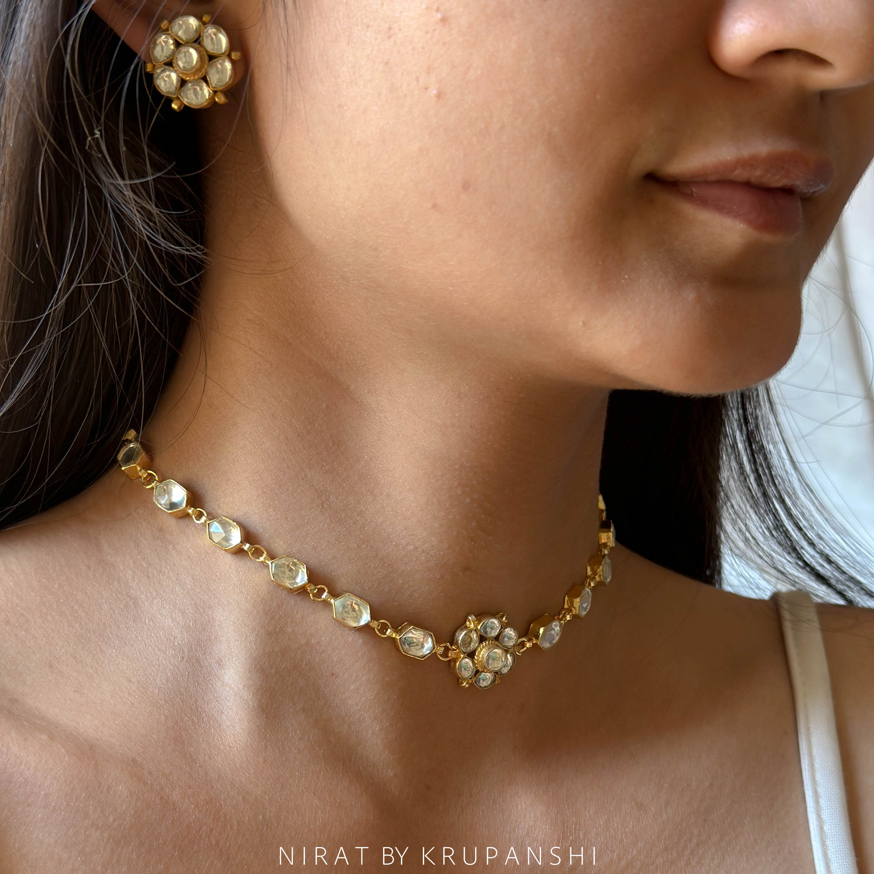 Nazuk Phool - Flower Kundan Necklace