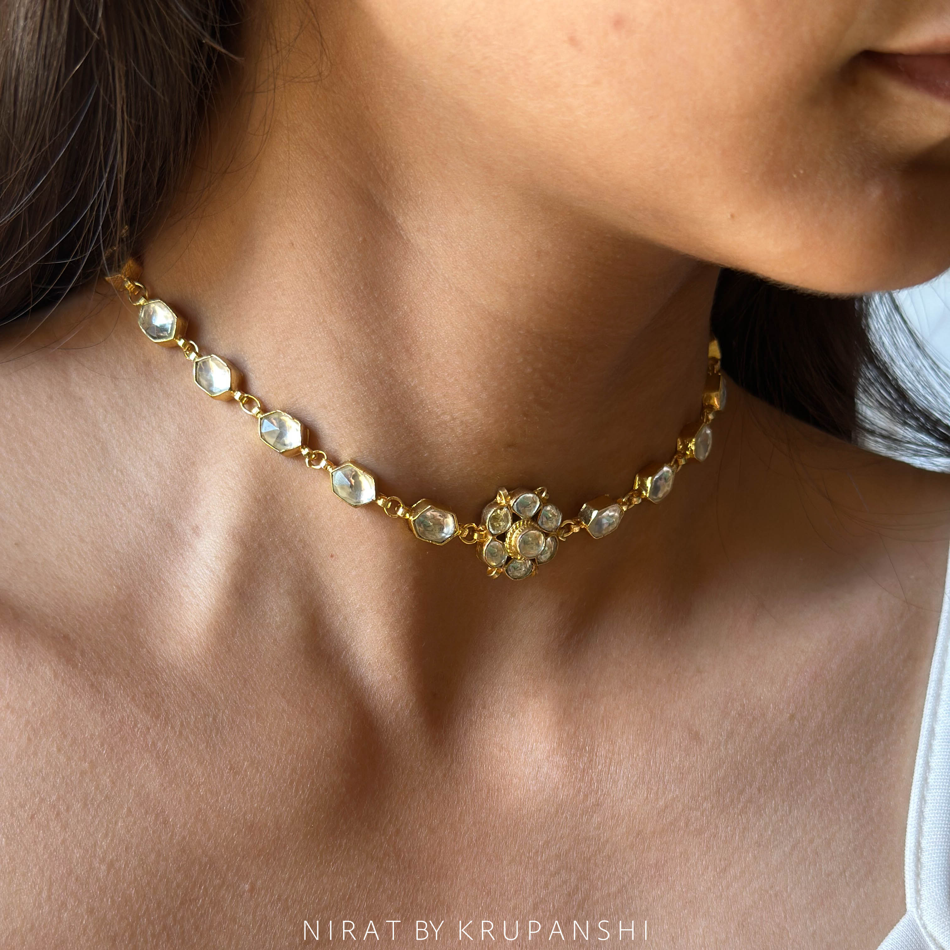 Nazuk Phool - Flower Kundan Necklace