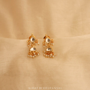 Shwet Earring