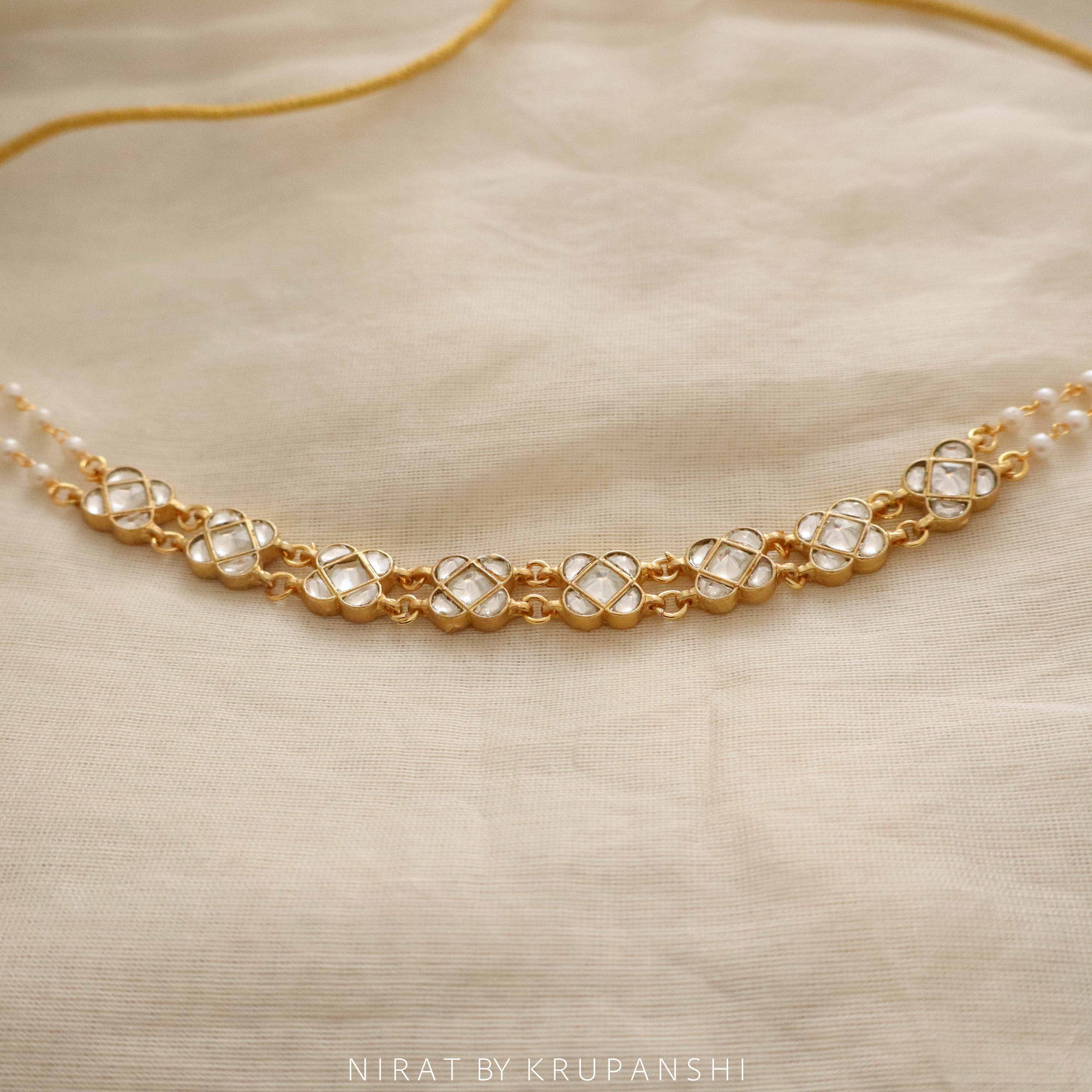 Square Link Choker - White