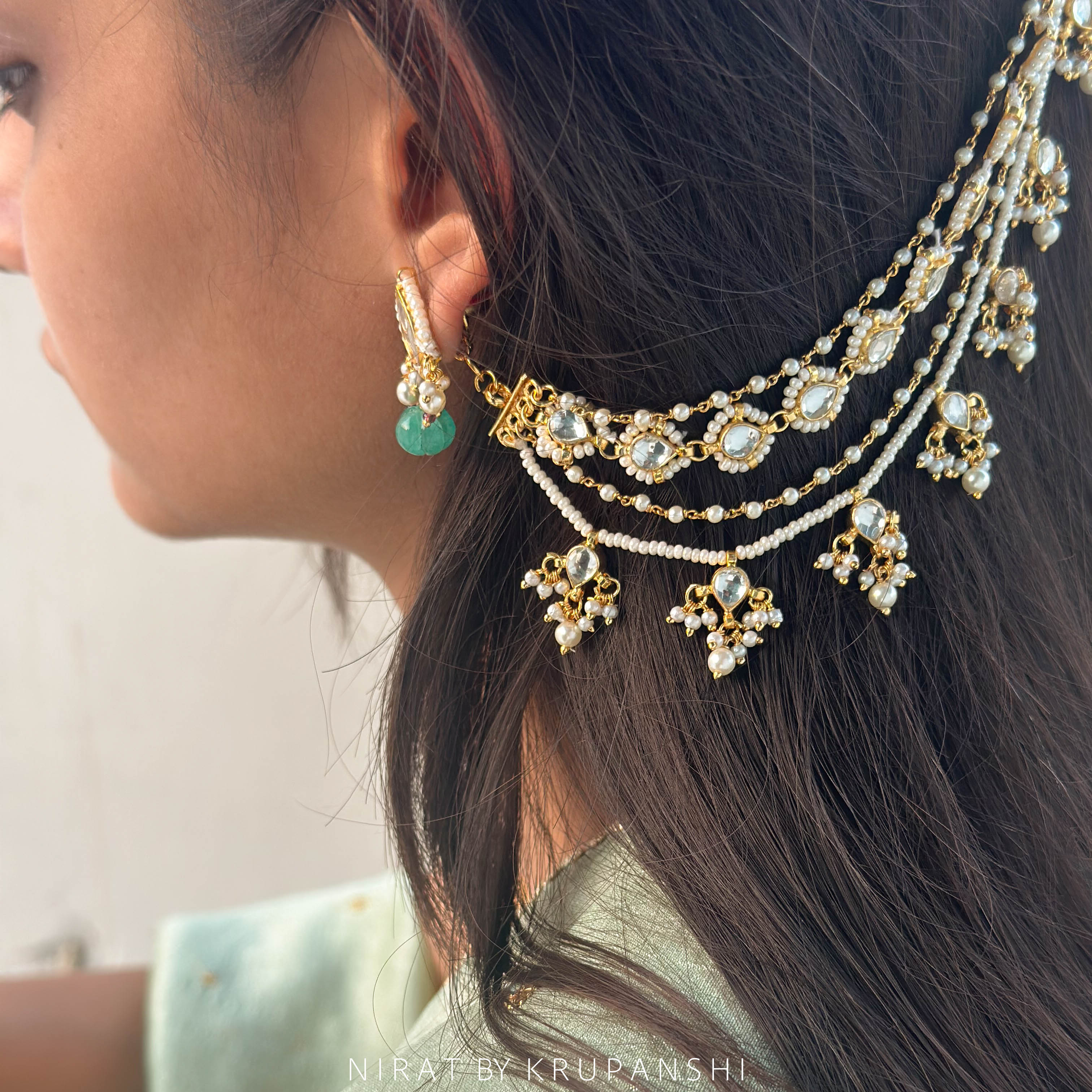 Meher Kundan Earchain