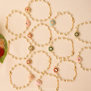 Ek Sutra Rakhi / Bracelet