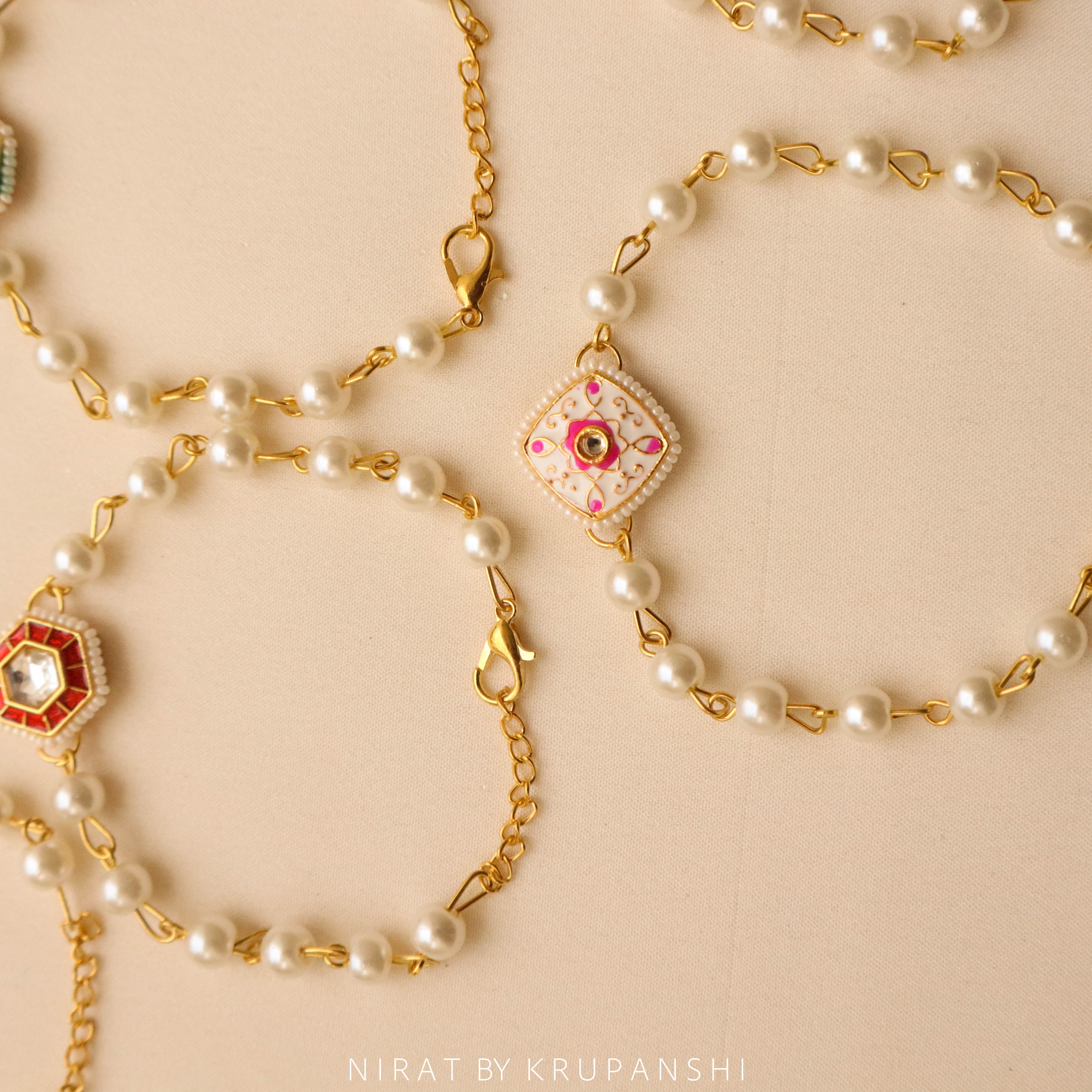 Ek Sutra Rakhi / Bracelet