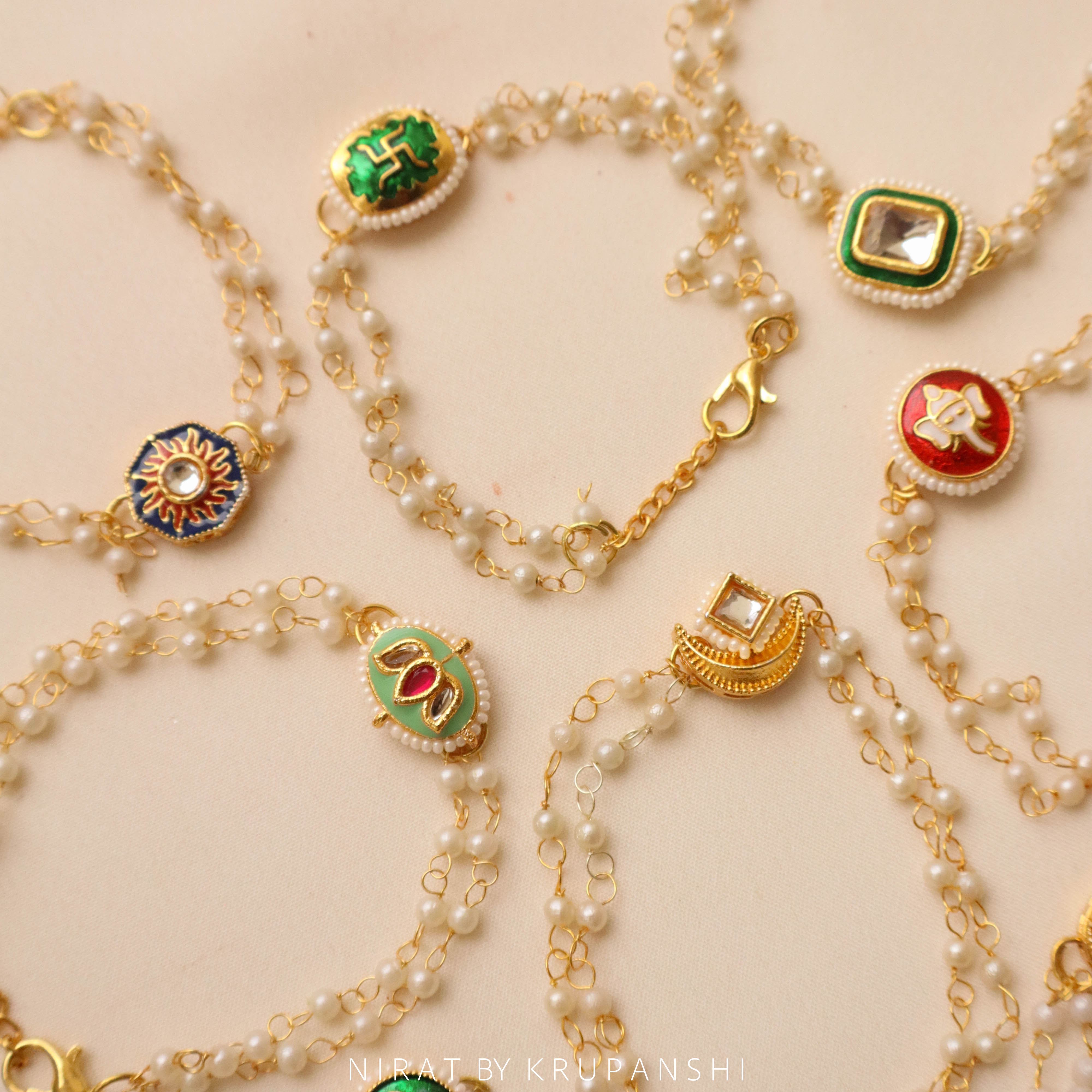 Moti Jhalak Rakhi / Bracelet