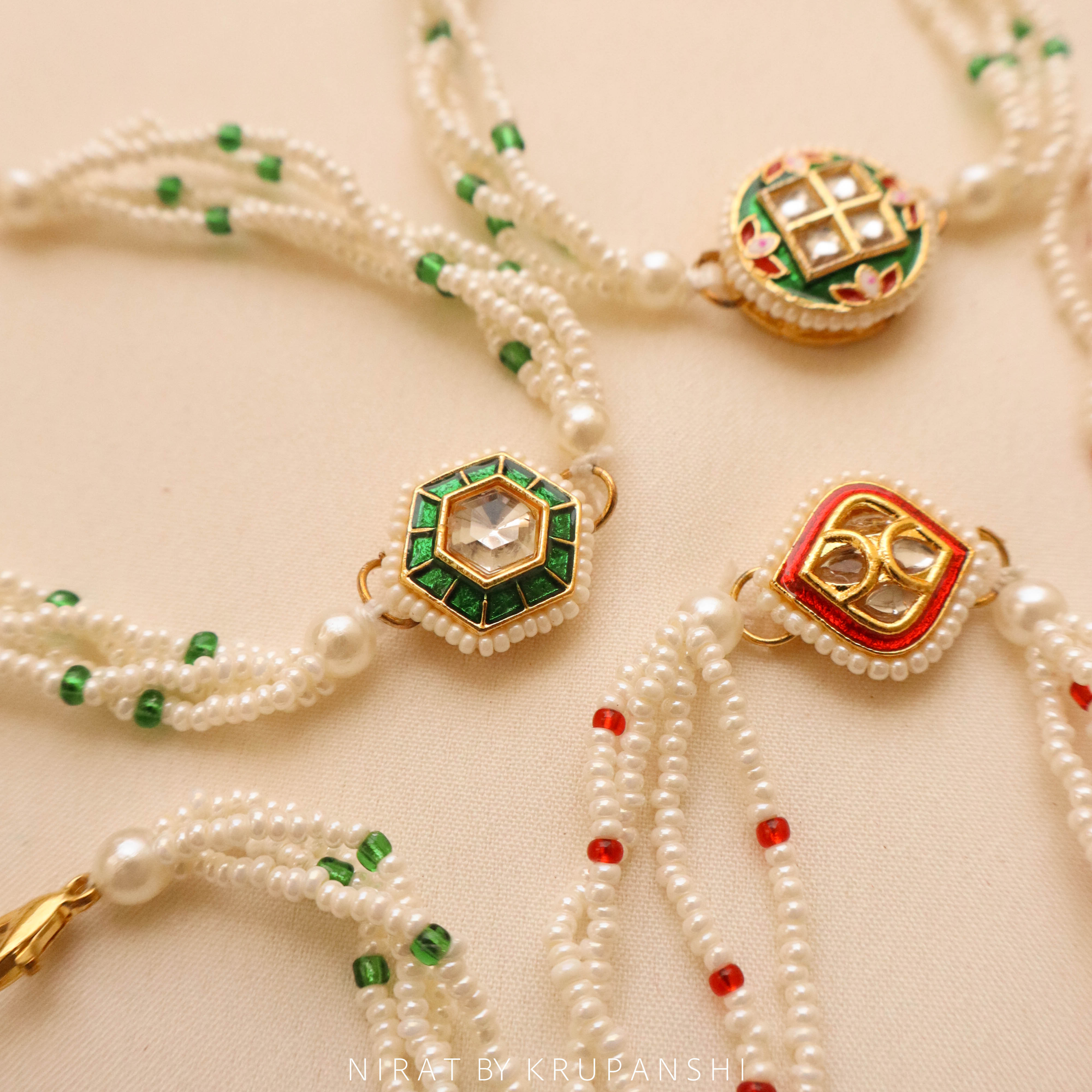 Sajni-Moti Rakhi / Bracelet