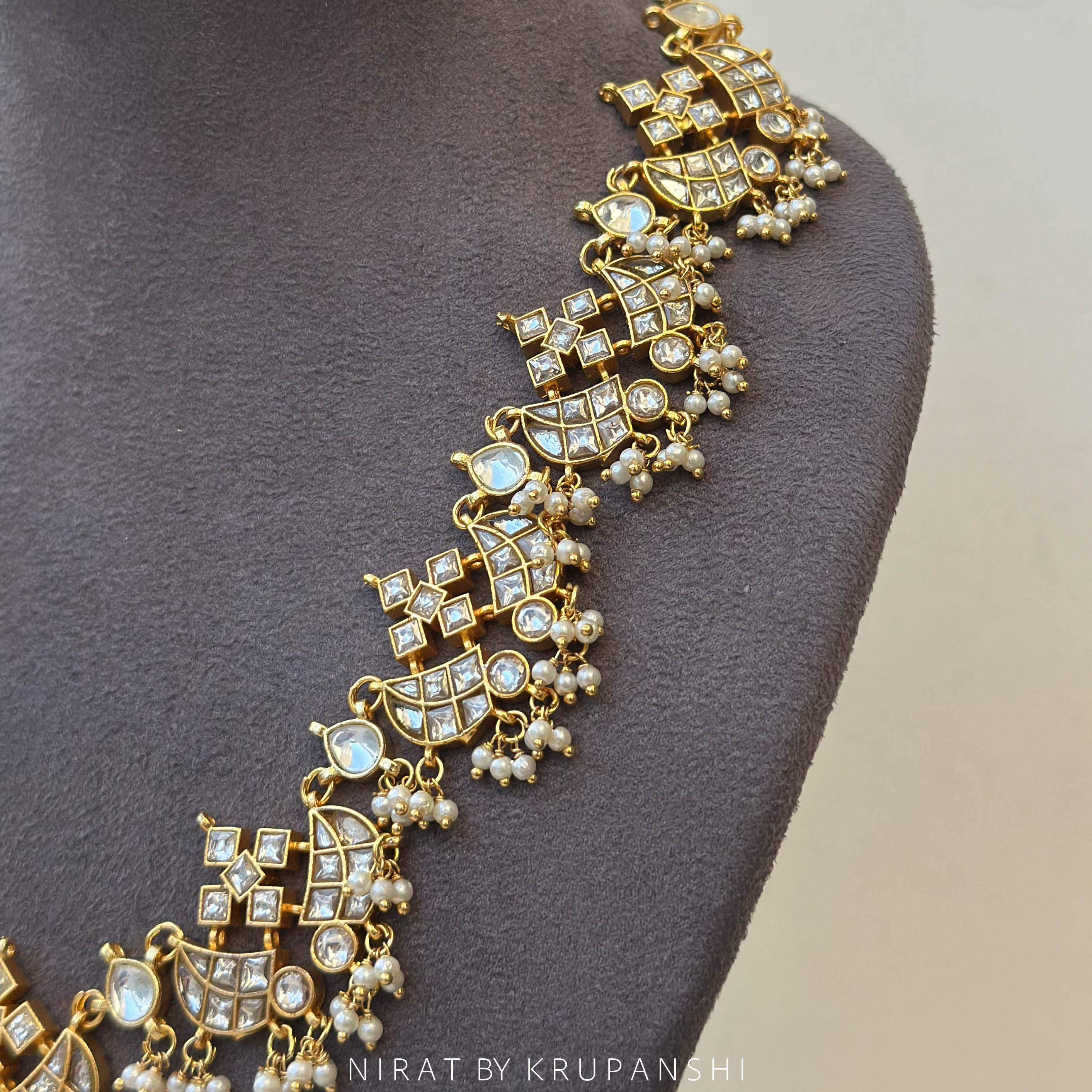 Raani Mahal - White Kundan Necklace