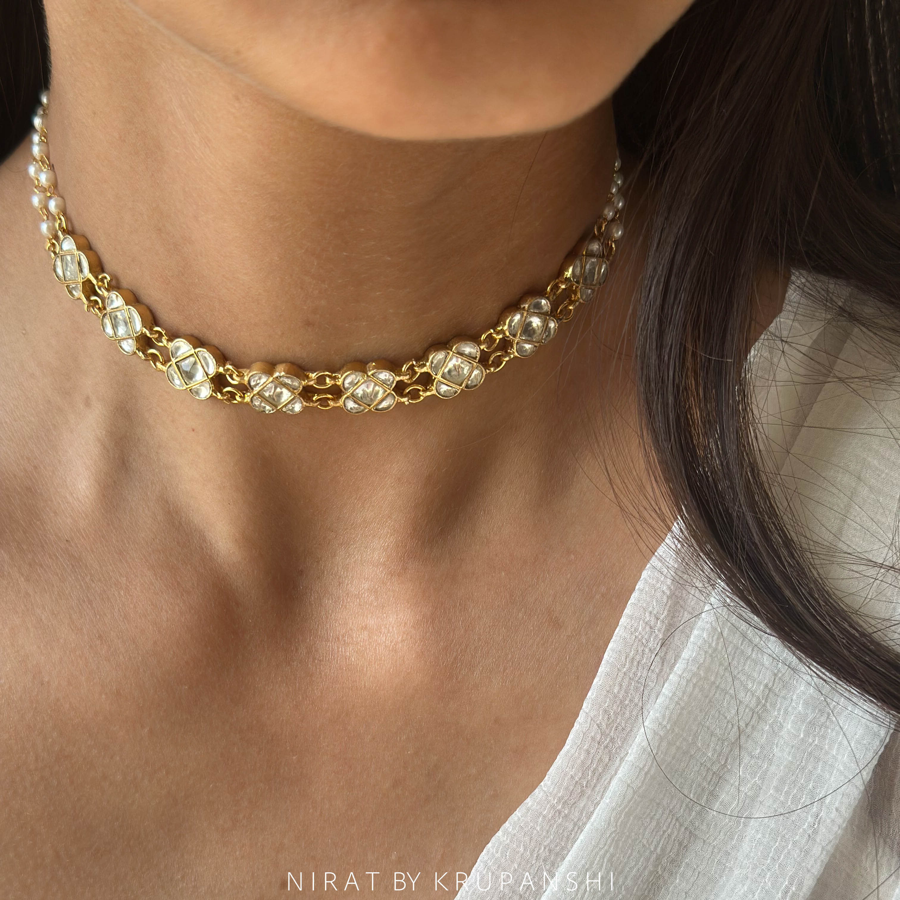 Square Link Choker - White