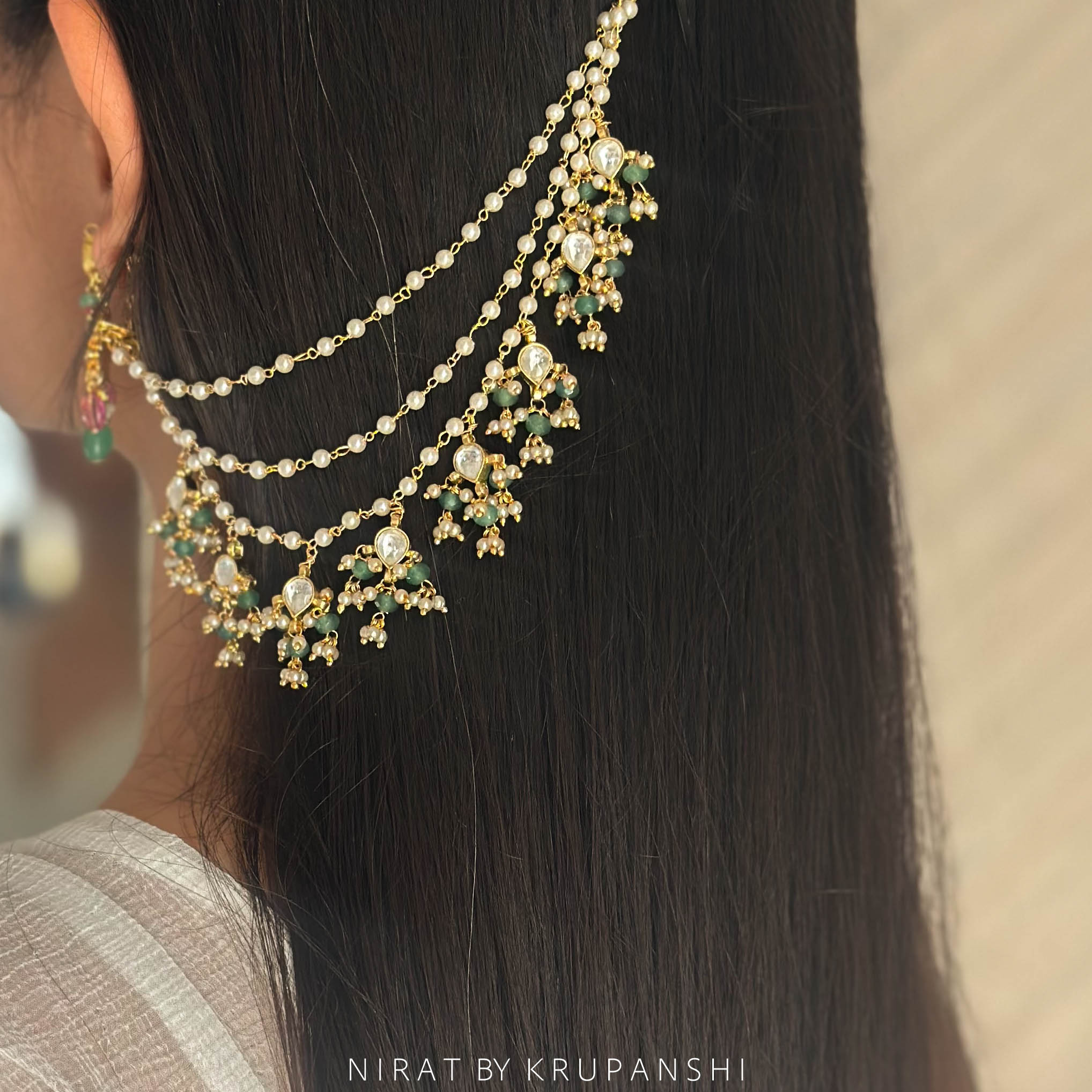 Nila Earchain