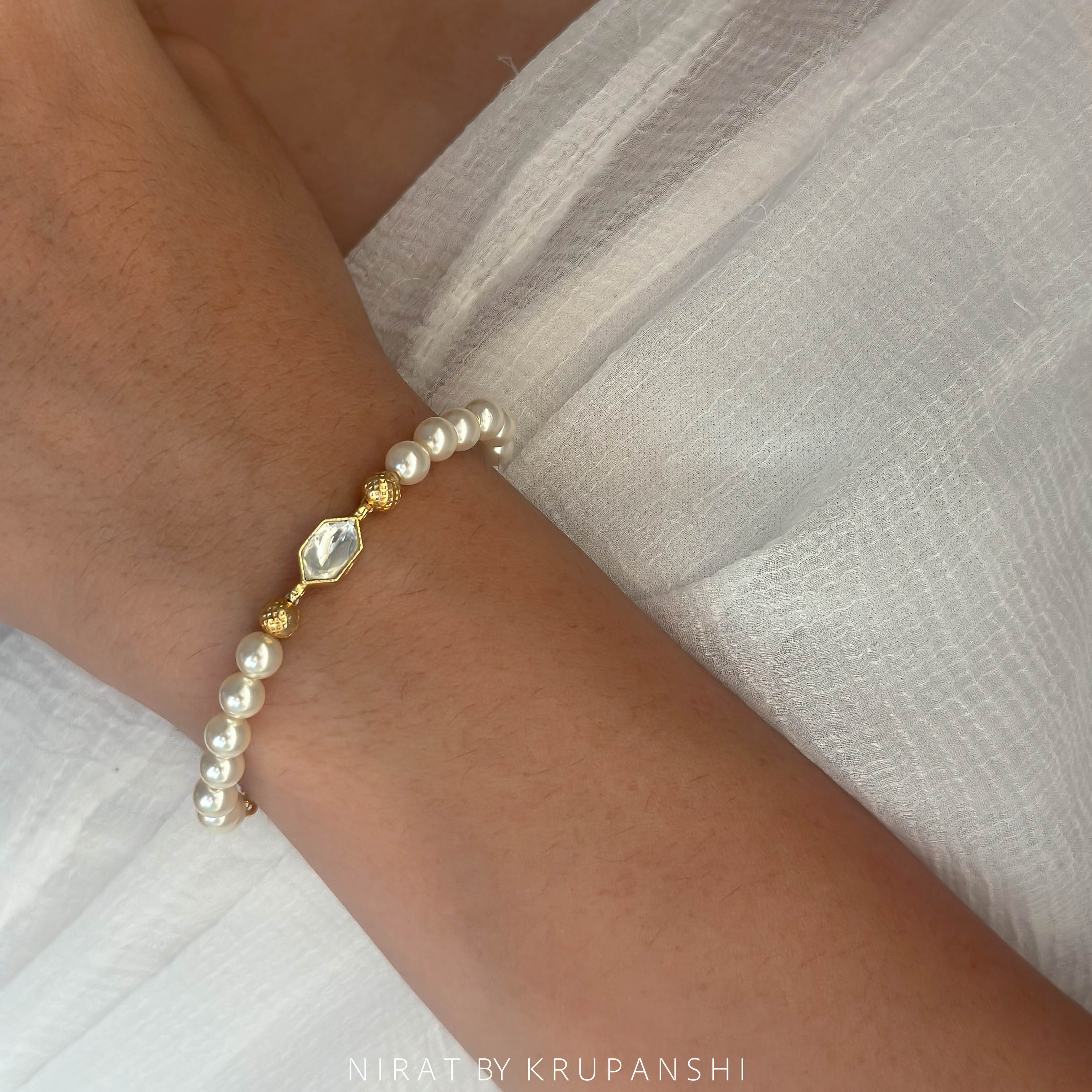 Kundan Pearl Bracelet